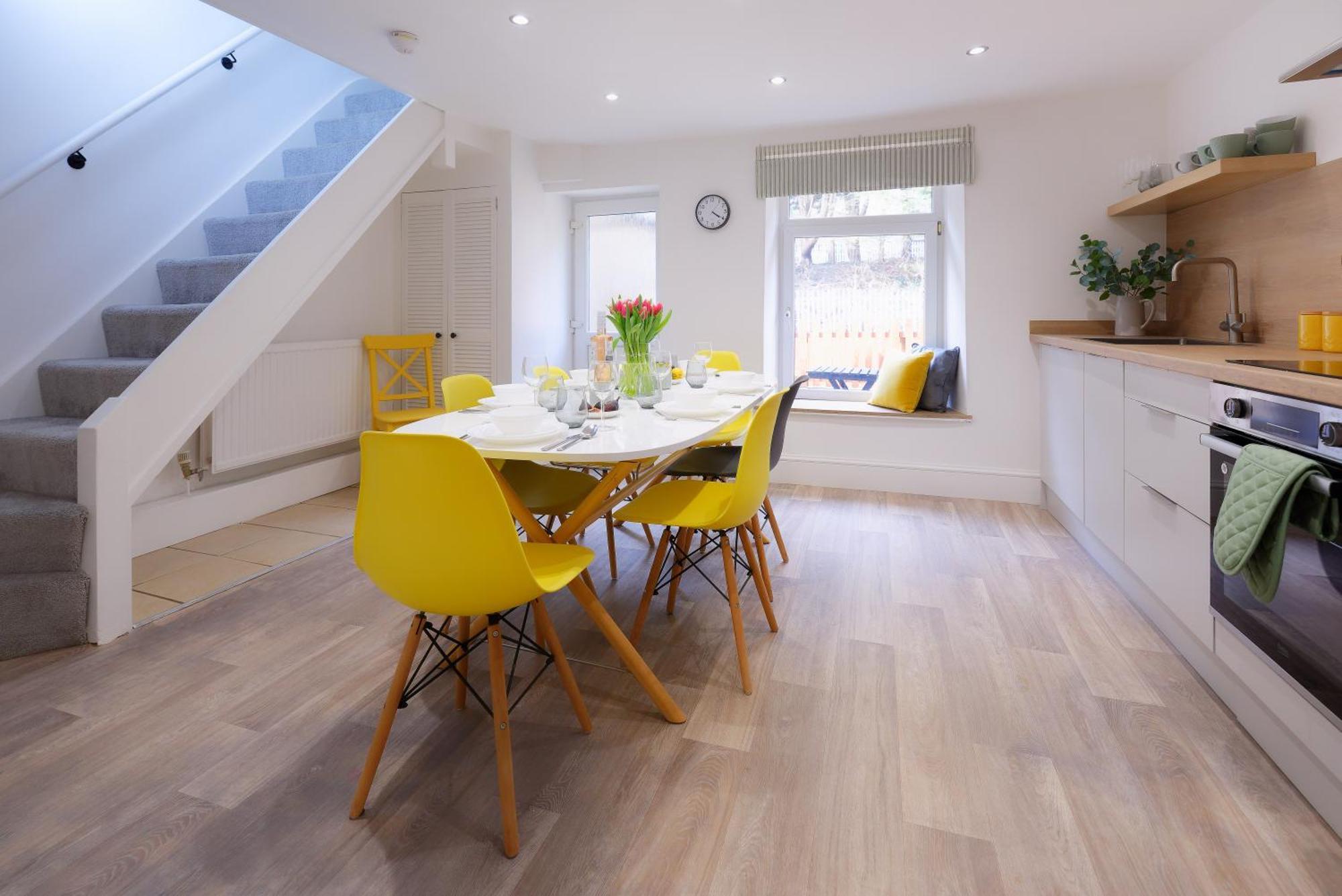 Stayright 3 Bed Home Near Hiking Trails & Parks Llwynypia エクステリア 写真