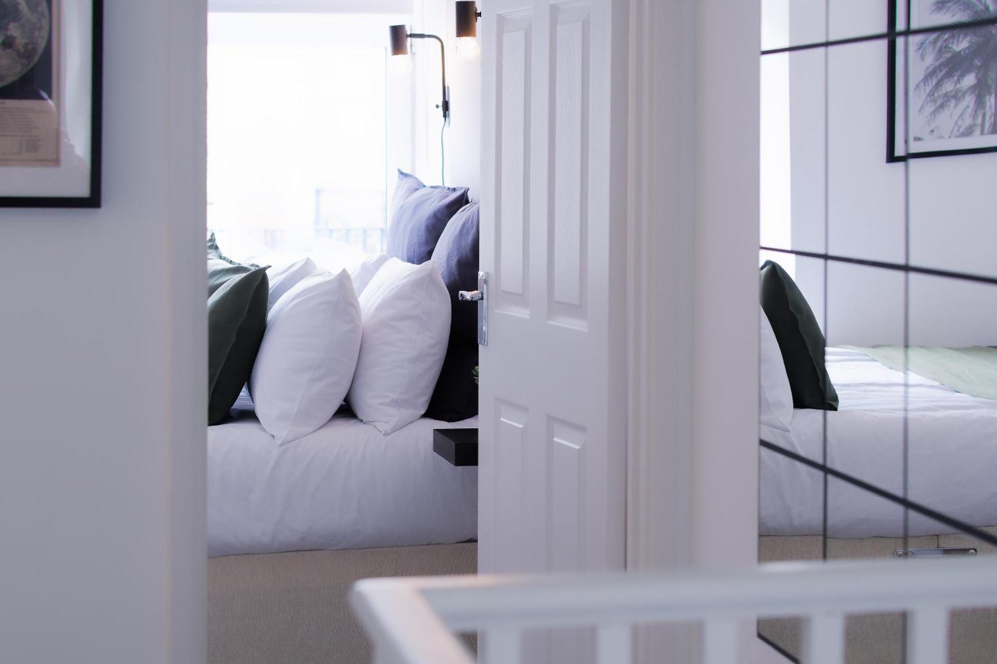 Stayright 3 Bed Home Near Hiking Trails & Parks Llwynypia エクステリア 写真