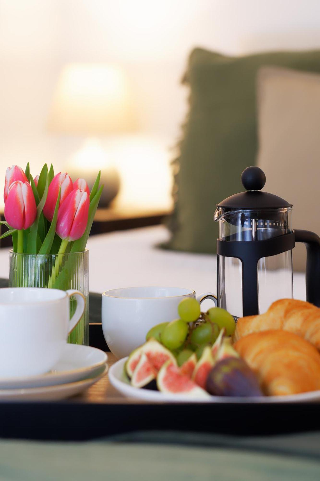 Stayright 3 Bed Home Near Hiking Trails & Parks Llwynypia エクステリア 写真